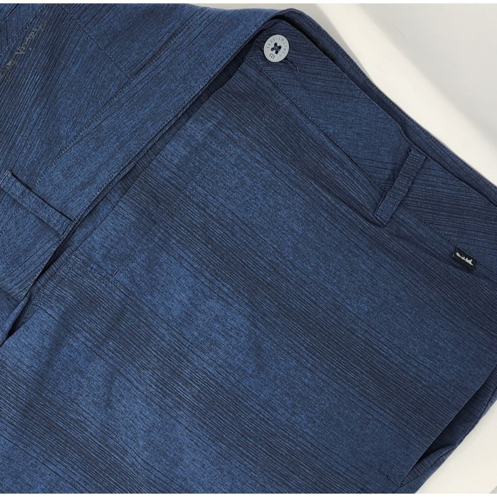 Travis Mathew Shorts Men's 42 Navy Blue Golf Chino 9" Inseam Performance EUC